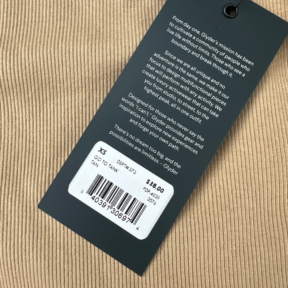 Glyder ribbed “go to” tank in tan. - Picture 4 of 5